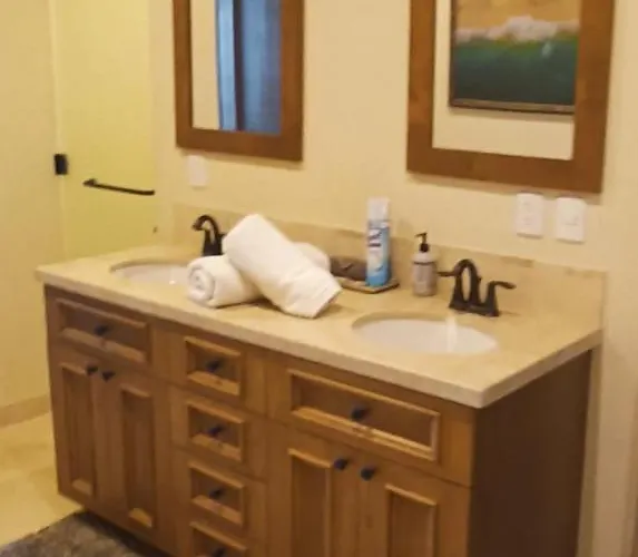 Delightful Vacation Home 3Br Oceanfront Cabo San Lucas